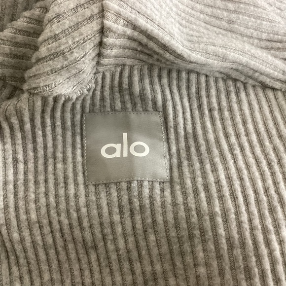 ALO Muse Hoodie Ribbed Grey Med - Picture 7 of 7
